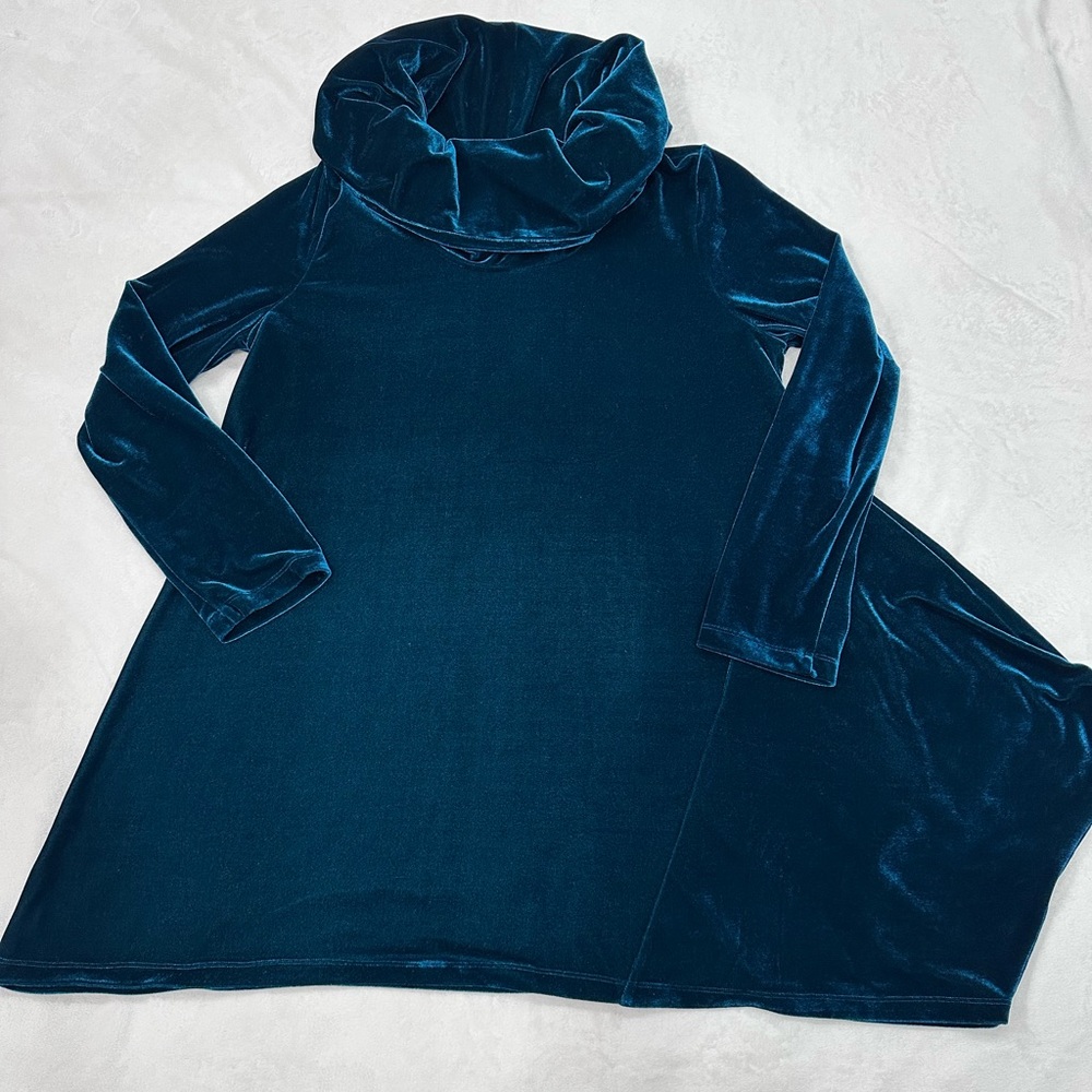 Soft Surroundings Emerald Green Teal Velvet
Cowl Neck Asymmetrical Tunic Top. L